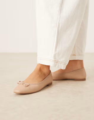 BUDDINGTON-Lullaby bow ballet in beige